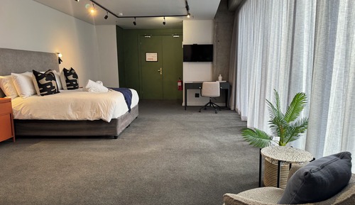 Habitación Deluxe con 1 cama doble o 2 individuales, no fumadores, balcón