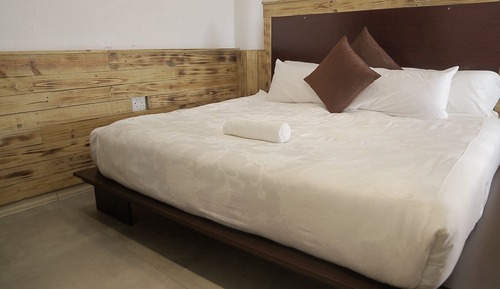 Habitación con 2 camas individuales