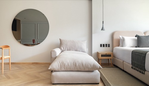 Estudio básico, balcón