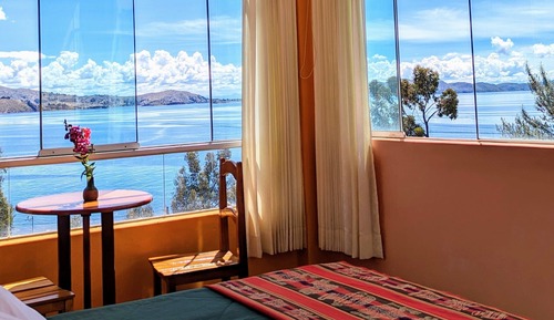 Suite exclusiva, baño privado, vistas al lago