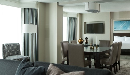 Suite, 1 cama de matrimonio grande con sofá cama (Hospitality)