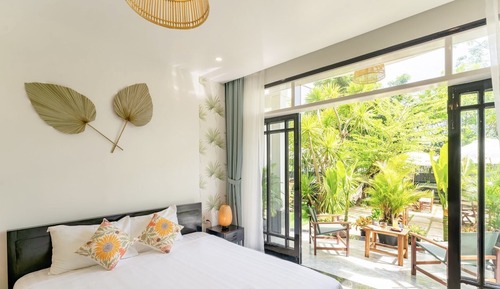 Habitación Deluxe doble, 1 cama de matrimonio, vistas a la piscina
