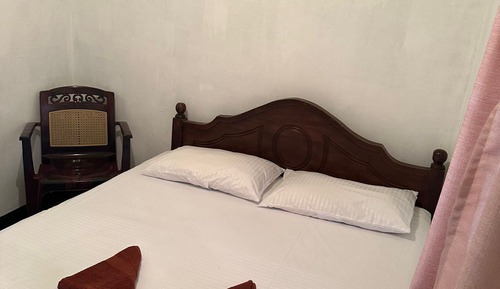 Habitación básica, vistas a la montaña