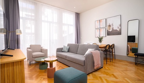Suite estudio, balcón