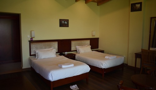 Habitación estándar con 1 cama doble o 2 individuales