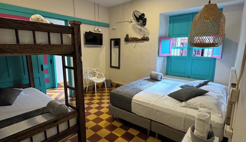 Habitación cuádruple clásica