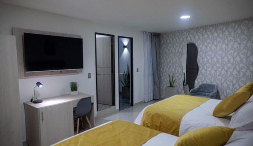Habitación familiar con 2 camas individuales, 2 camas de matrimonio
