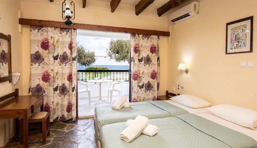 Apartamento básico, vistas al mar