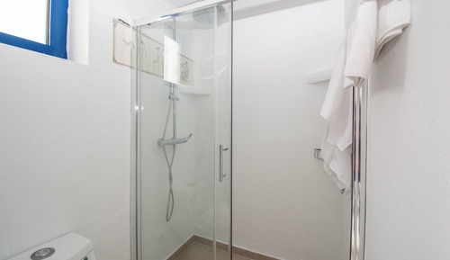 Estudio Deluxe, bañera de hidromasaje, planta baja