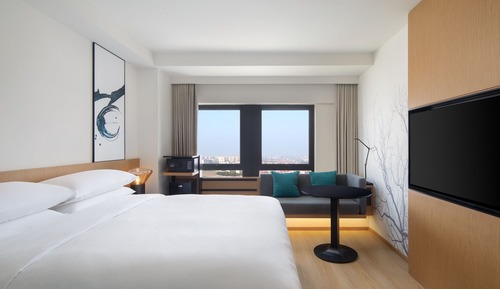 Habitación estándar, 1 cama de matrimonio grande, vistas a la ciudad