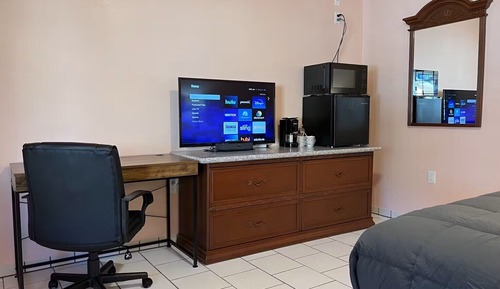 Suite estudio, 1 cama de matrimonio grande, accesible para personas con discapacidad