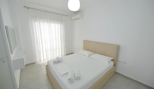 Apartamento Confort, 2 habitaciones, cocina, vistas al mar