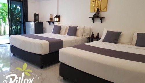 Habitación Deluxe, 2 camas de matrimonio, bañera de hidromasaje, en la zona del jardín