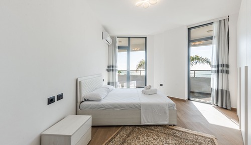 Apartamento de lujo, vistas al mar