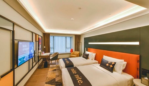 Habitación Business con 1 cama doble o 2 individuales, vistas a la ciudad
