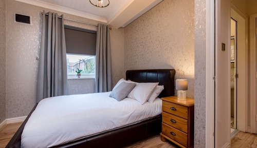 Apartamento, baño privado