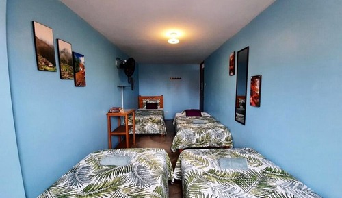 Habitación cuádruple estándar
