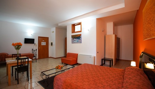 Standard Studio Suite 6