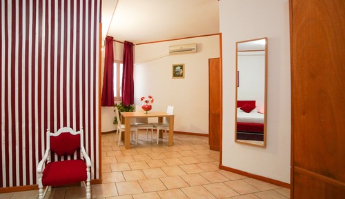 Standard Studio Suite 2