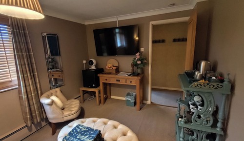 Habitación Deluxe doble, 1 cama doble, baño privado, vistas al jardín