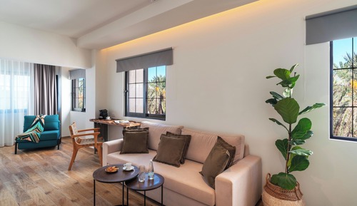 Suite estudio junior, vistas a la ciudad
