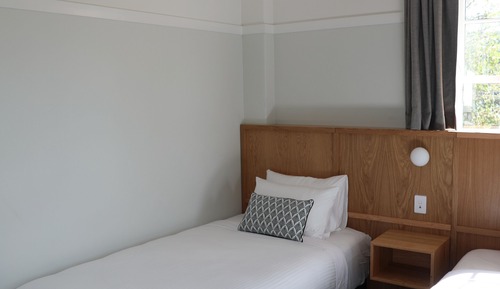 Suite familiar, varias camas, no fumadores, baño privado