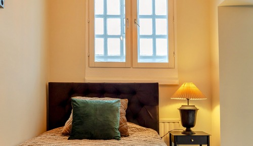 Habitación individual de diseño, vistas al patio