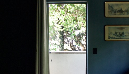 Habitación Confort, 1 cama de matrimonio, balcón, vistas a la ciudad