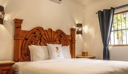 Apartamento Deluxe, 1 cama de matrimonio grande, Aire acondicionado, vistas a la piscina