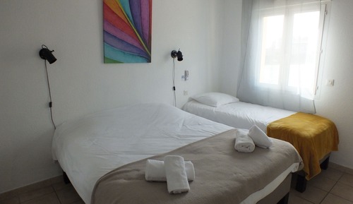 Habitación con 1 cama doble o 2 individuales