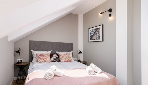 17. One Bedroom Apartment - Saint Florian's Suites