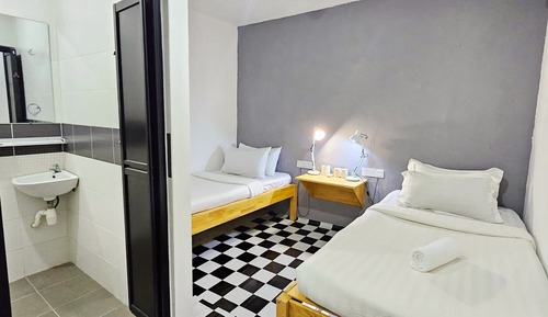 Habitación estándar con 1 cama doble o 2 individuales
