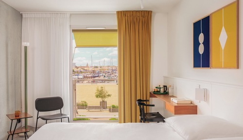 Habitación Confort, vistas al puerto