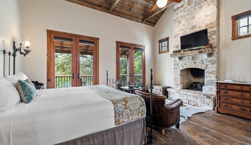 Cabaña, 1 cama de matrimonio grande, bañera de hidromasaje, vistas al jardín