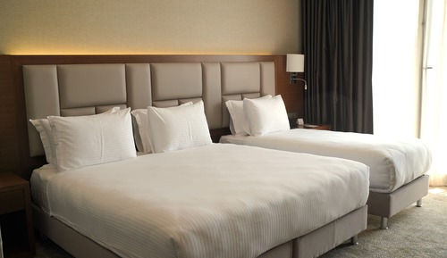 Habitación estándar, 1 cama de matrimonio grande, balcón
