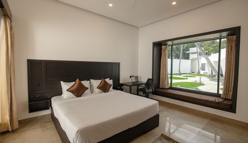 Villa, 1 cama de matrimonio grande, fumadores, vistas a la piscina