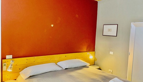 Habitación clásica con 1 cama doble o 2 individuales