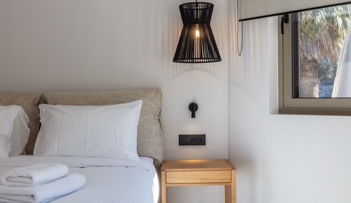 Suite de lujo, 1 cama de matrimonio grande con sofá cama, no fumadores, vistas al patio