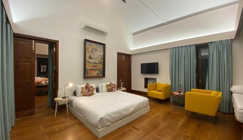 Villa familiar, 2 habitaciones, habitaciones comunicadas, vistas a la piscina