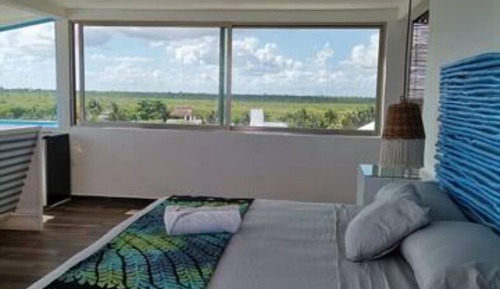 Suite estudio Premium, vistas al mar, en una planta alta