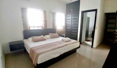 Apartamento exclusivo, junto a la playa