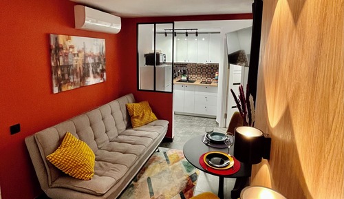 Apartamento Confort, 1 cama de matrimonio con sofá cama, en la zona del patio