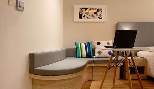 Family Room, Garden View