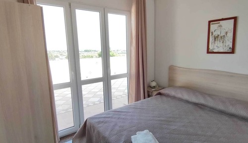 Habitación superior, 1 cama de matrimonio, no fumadores, vistas al mar