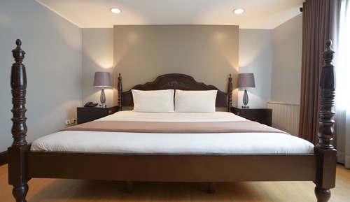 Habitación Deluxe, 1 cama de matrimonio grande, vistas a la ciudad