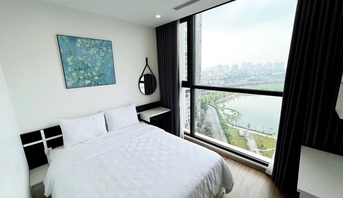 Apartamento sénior, 2 habitaciones, balcón, vistas a la ciudad