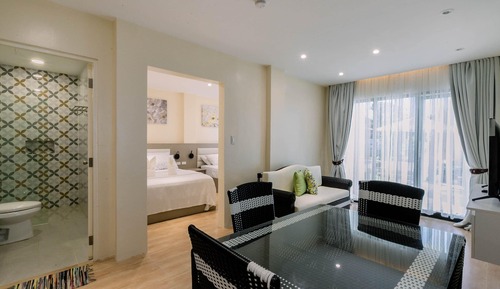 Suite familiar