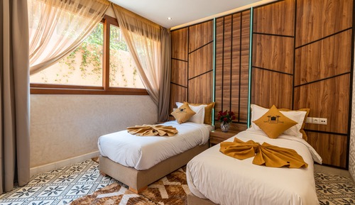 Habitación Confort con 1 cama doble o 2 individuales