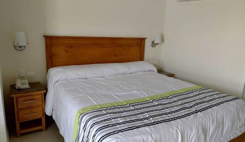 Habitación económica, 1 cama de matrimonio grande