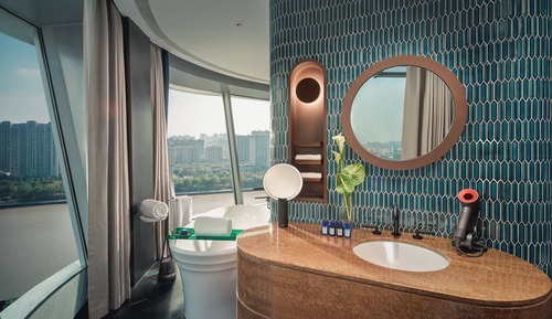 Suite, 1 cama de matrimonio grande, vistas al río